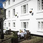 Crown Wetheral Hotel 4*