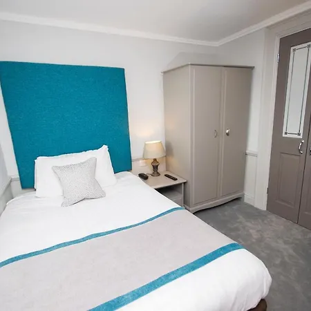 Crown Wetheral Hotel