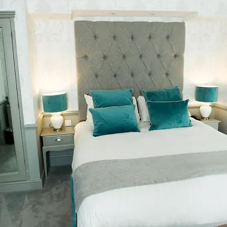 Crown Wetheral 4*
