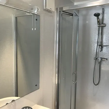 Hotel Crown Wetheral 4*