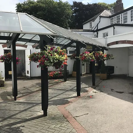 Crown Wetheral Hotel 4*