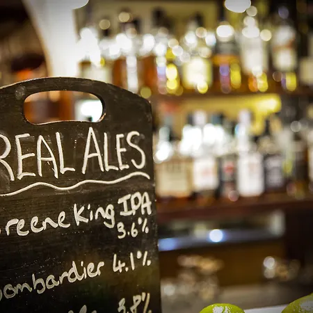 Crown Wetheral Hotel