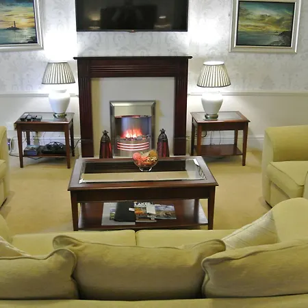 Hotel Crown Wetheral 4*