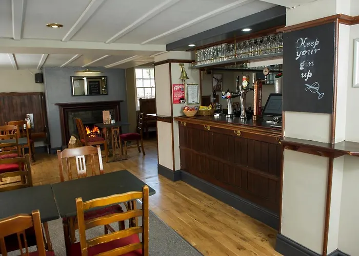 Crown Wetheral 4* Карлайл