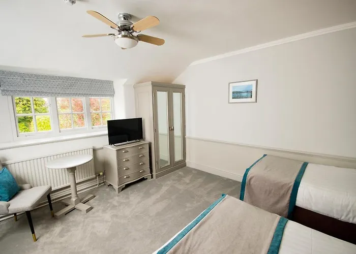 Hotel Crown Wetheral 4*