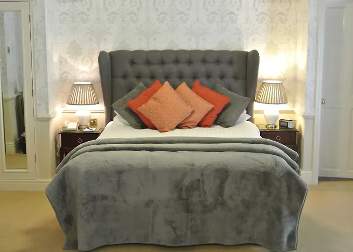 Crown Wetheral Hotel 4*