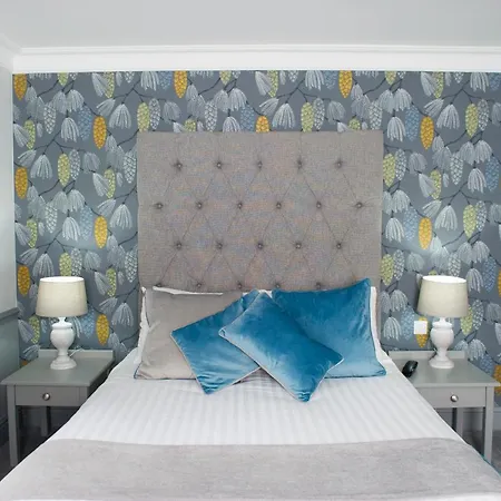 Crown Wetheral Hotel 4*