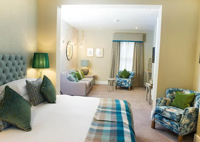 Hotel Crown Wetheral 4*